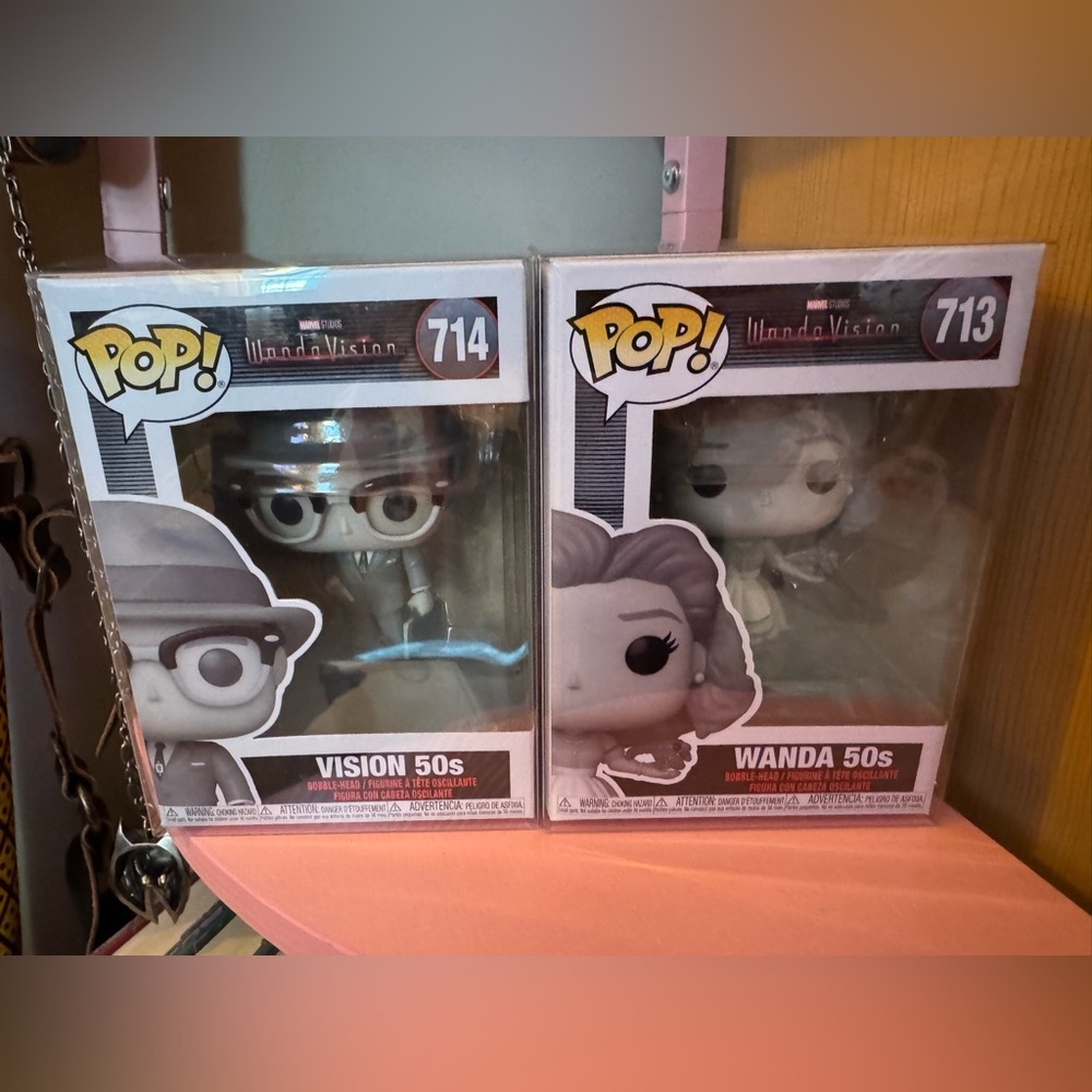 Pop WandaVision Vision and Wanda 50s Figures